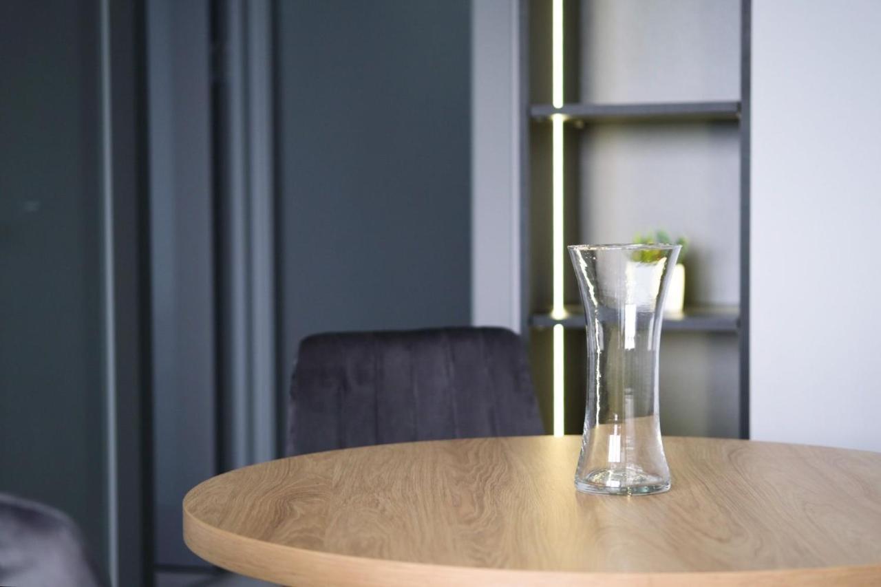 Minimalist Style Apartment With Best Location Κισινάου Εξωτερικό φωτογραφία
