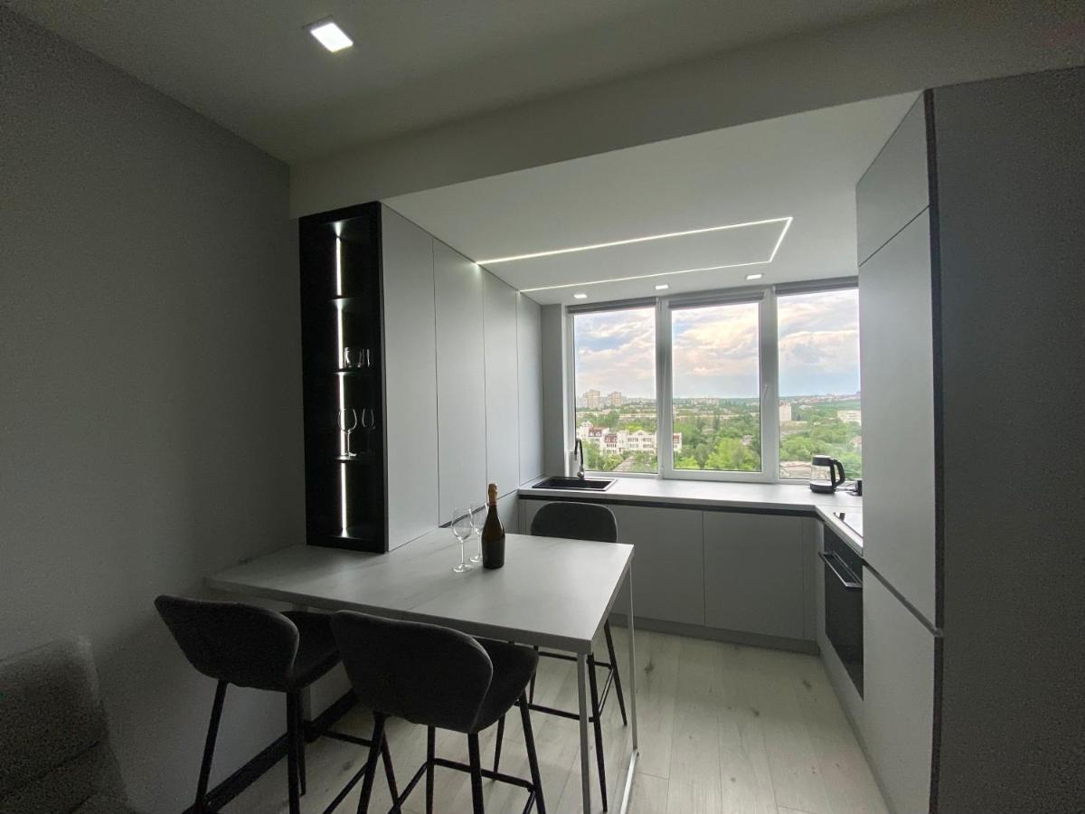 Minimalist Style Apartment With Best Location Κισινάου Εξωτερικό φωτογραφία